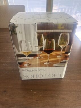 SOHO LOFT Set of 4 European Crystal Wine Glasses - Clear